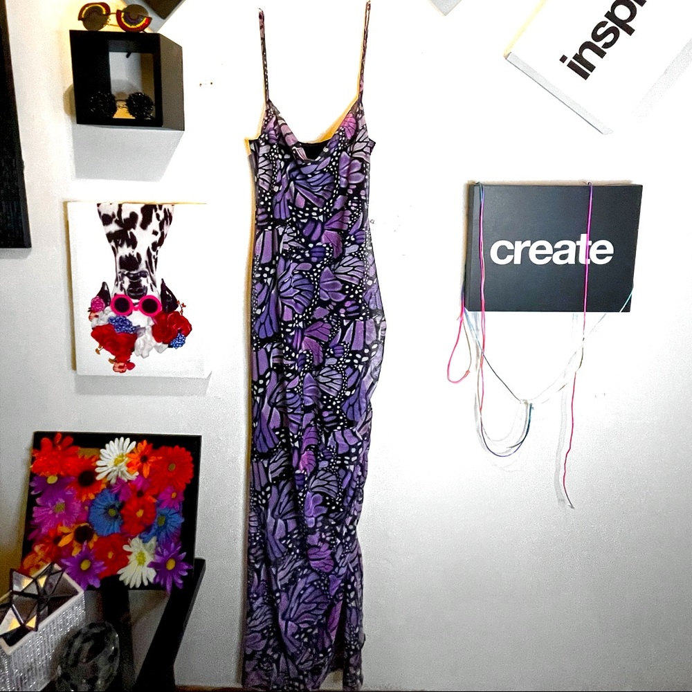 PrettyLittleThing Purple Butterfly Print Maxi Dres